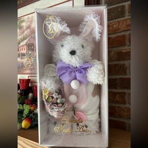 🩷Vintage Rare Brinn's Collectible Heirloom
Authentic Matty Easter Bunny Bear